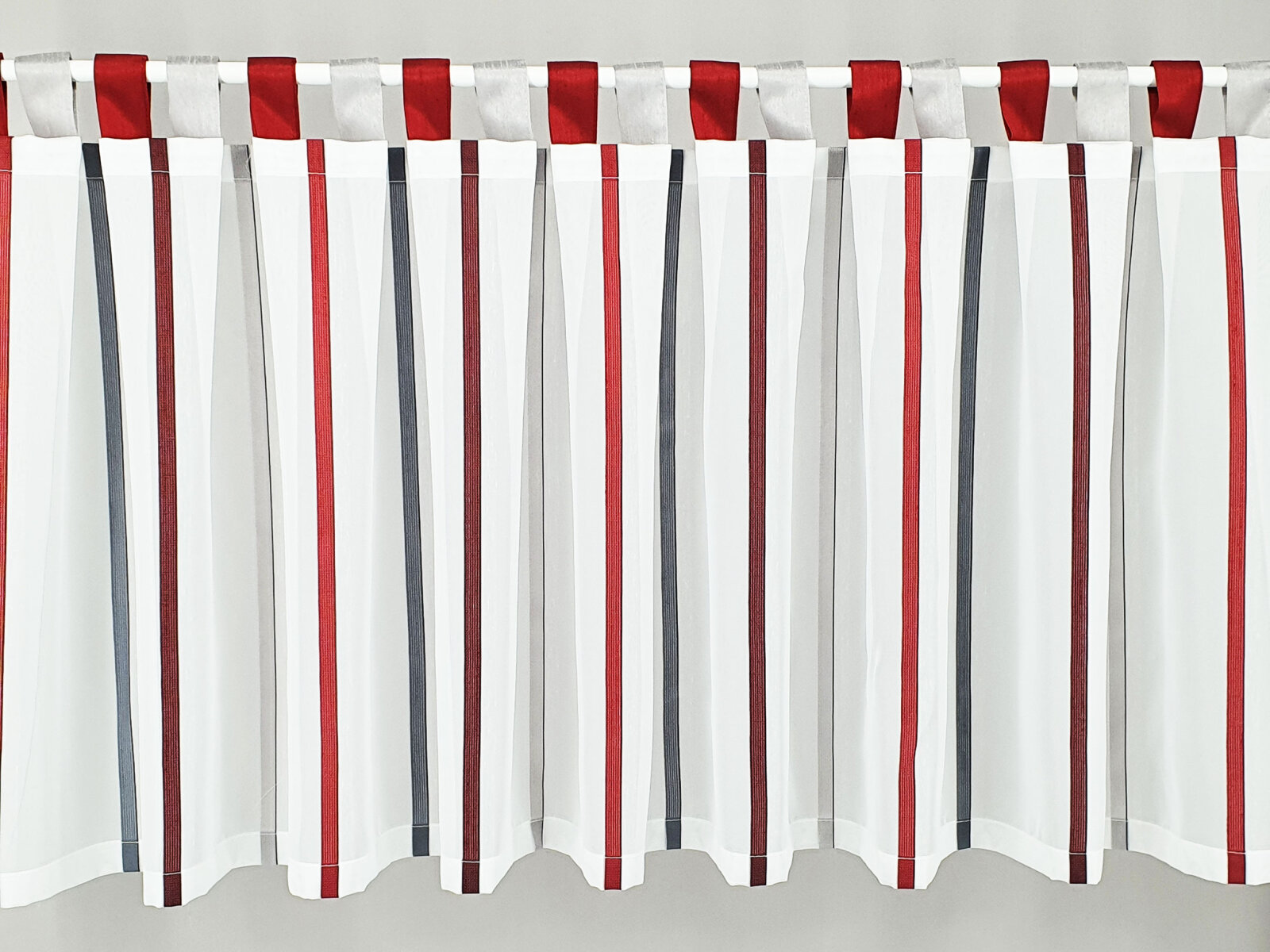 Schlaufen-Scheibengardine mit 50 Rot- cm hoch und Grautönen Streifen
